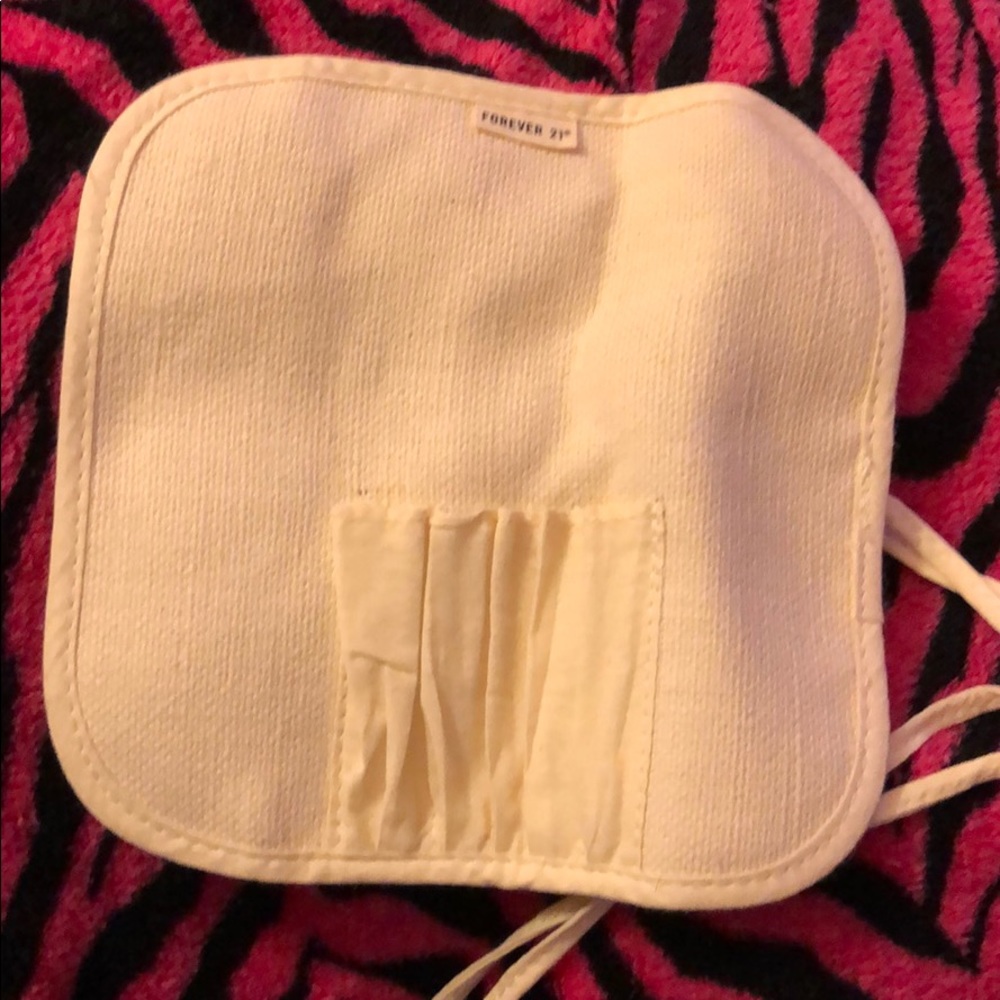Forever 21 Accessory - Picture 2 of 6